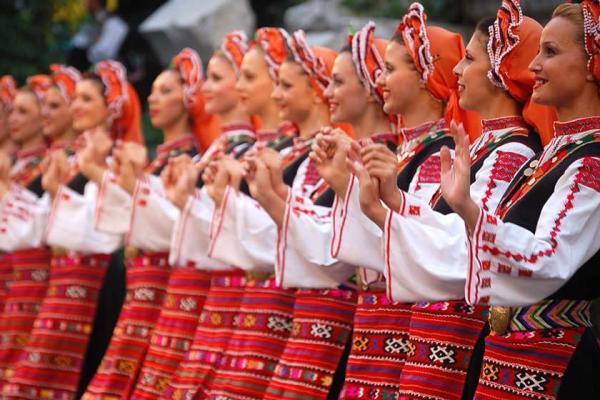 تور بلغارستان ارزان: بلغارستان؛ جشنواره های بومی و آداب و رسوم جالب و دیدنی