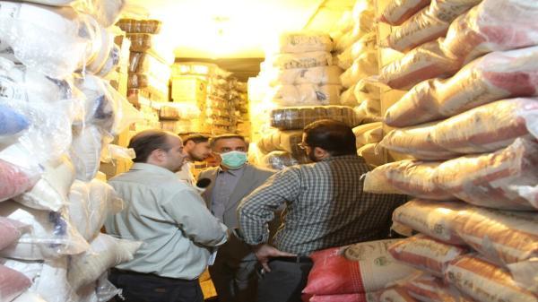 توزیع 99 تن گوشت، برنج، شکر، قند و تخم مرغ در اردستان